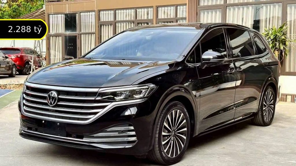 Giá xe Volkswagen Viloran luxury 2026
