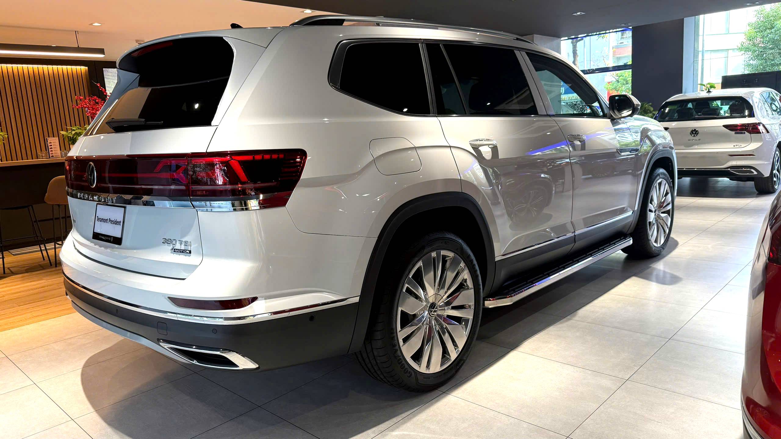 volkswagen-teramont-president-2026 (17) Hông xe Volkswagen Teramont President 2026